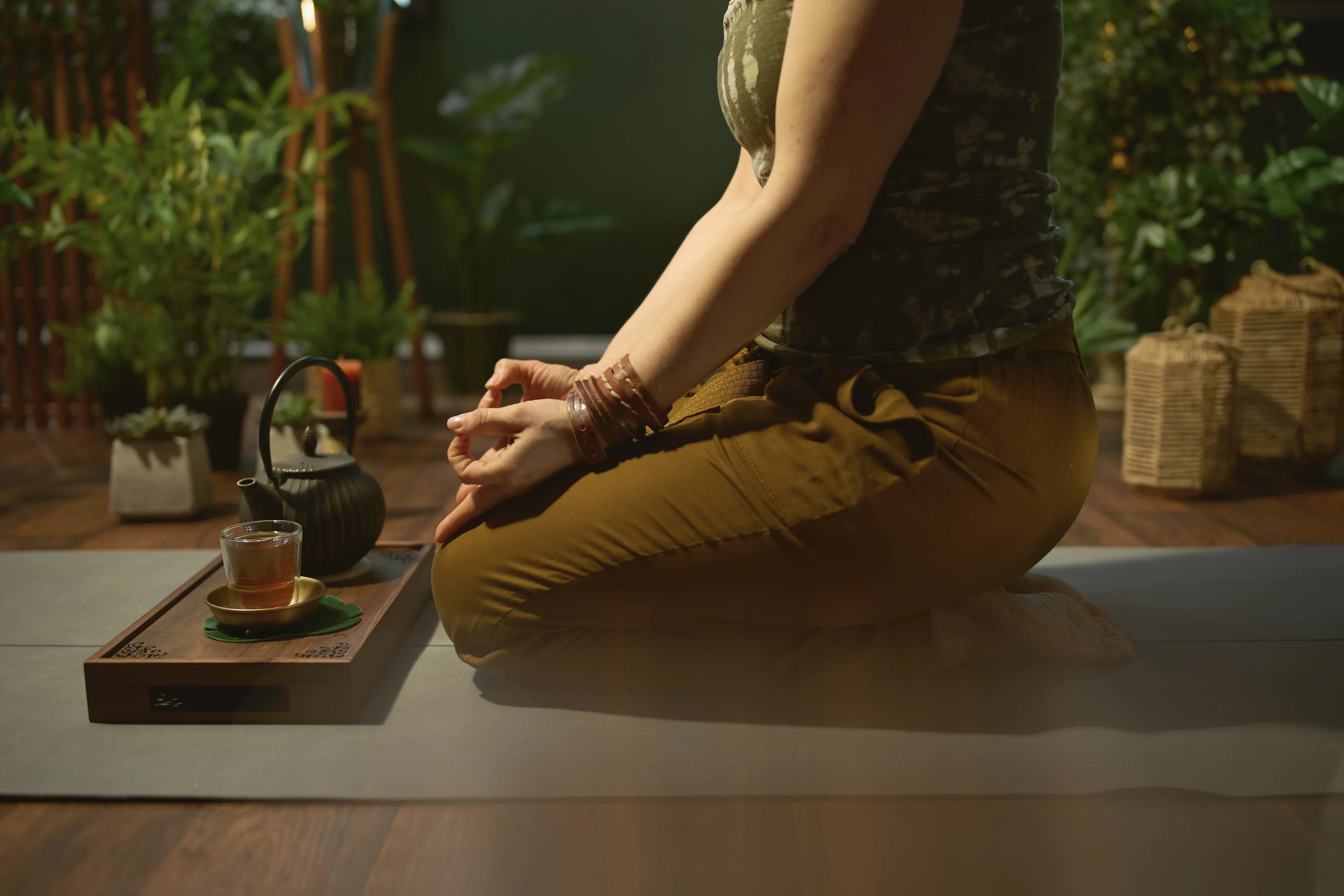 5 Menopause self-care and herbal tea tips