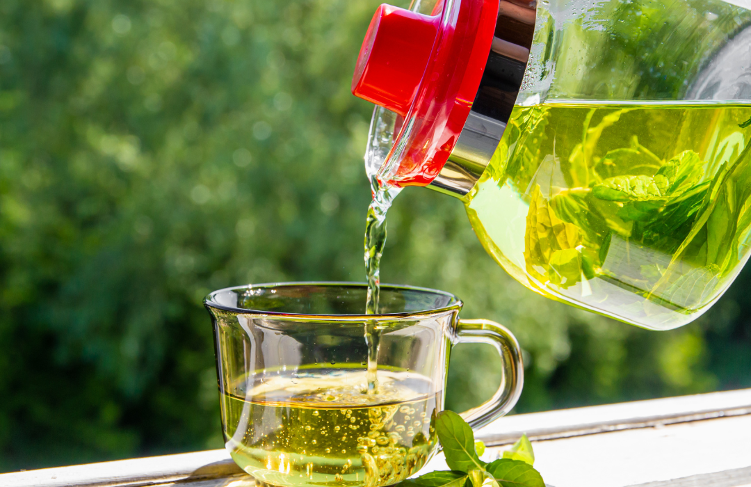 5 Reasons why peppermint is so good for you.